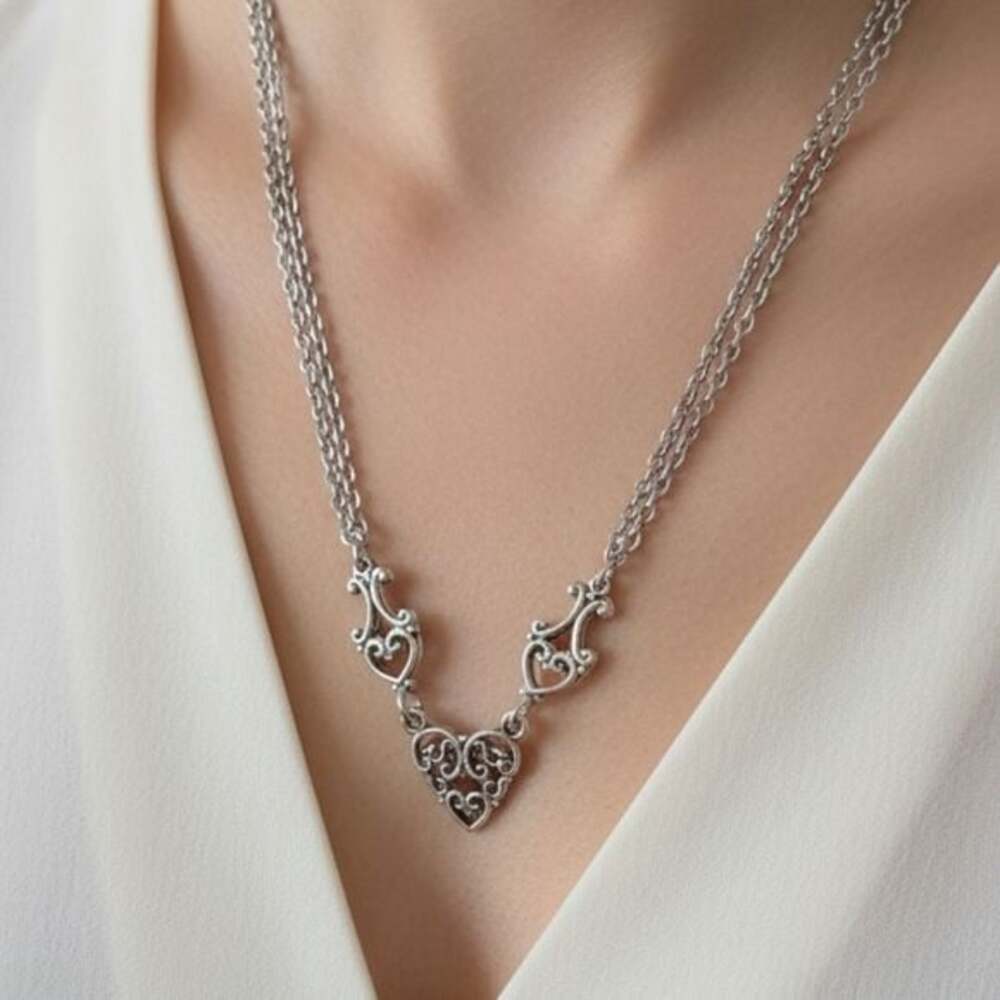 Silver heart necklace